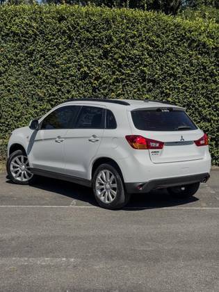 MITSUBISHI ASX 2.0 4X2 16V GASOLINA 4P AUTOMÁTICO MITSUBISHI ASX 2.0 4X2 16V GASOLINA 4P AUTOMÁTICO